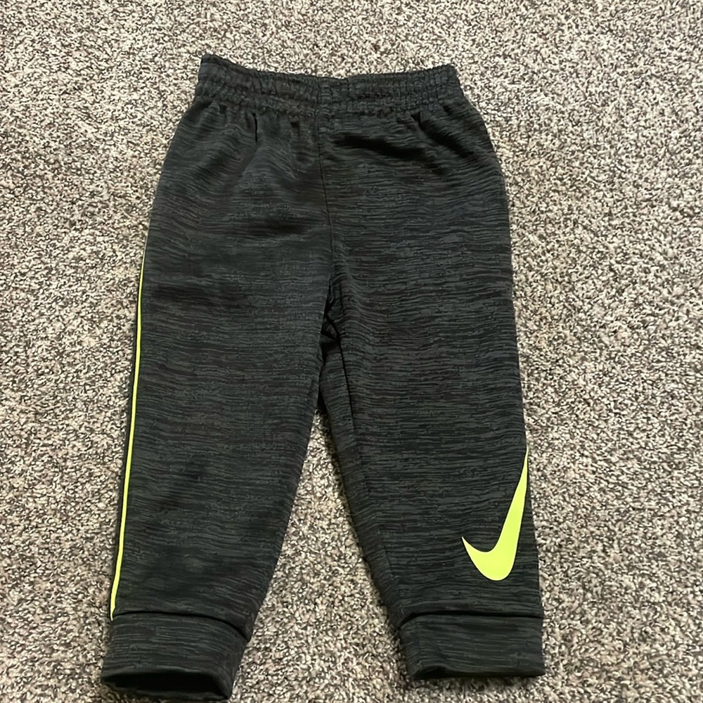 Nike joggers